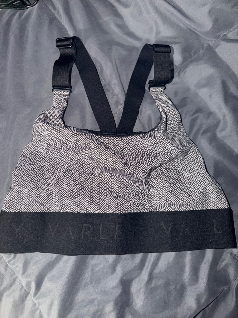 Varley Black & Gray gale Adjustable-Strap Sports Bra